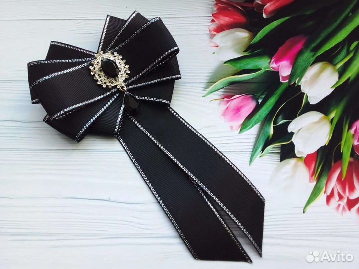 Галстук-брошь