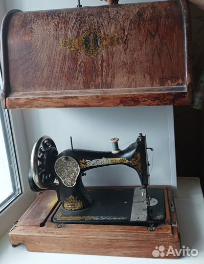 Швейная машинка Zinger стариннная с руководством