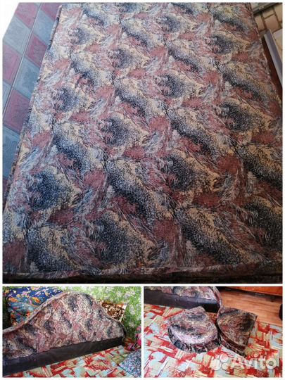 Кровать двуспальная с изголовьем и пуфиками