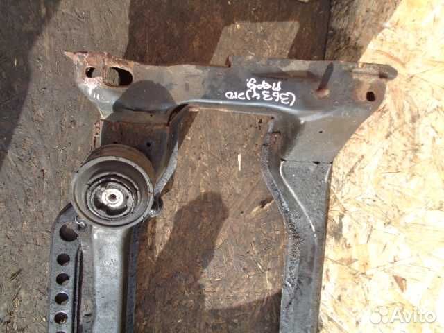 Подрамник Mercedes E-klasse W210