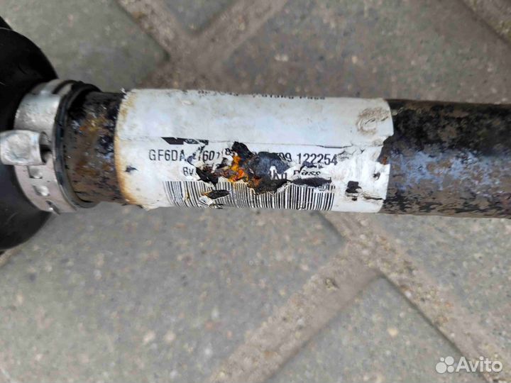 Полуось передняя левая (приводной вал, шрус) Land