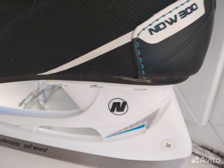 Коньки хоккейные