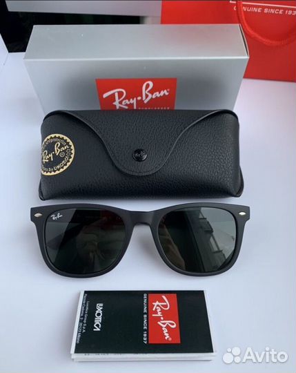 Очки ray ban wayfarer rb4381 зеленые