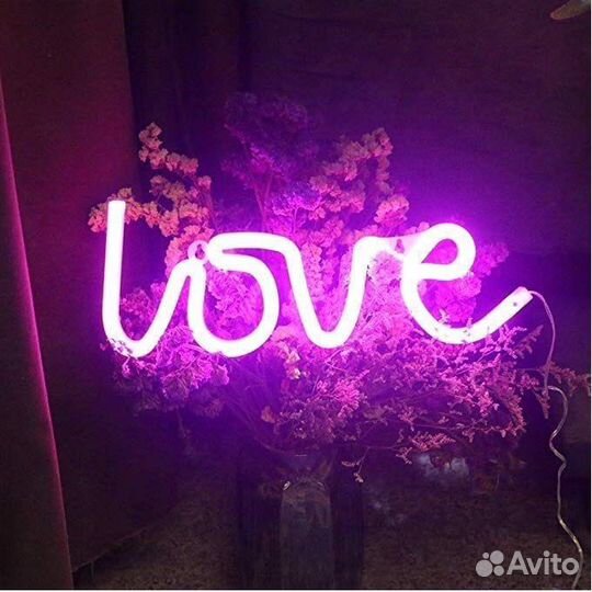 Неоновая вывеска