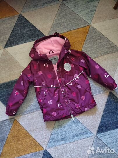 Ветровка для девочки в отличном состоянии