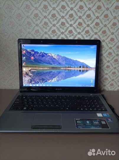 Ноутбук asus
