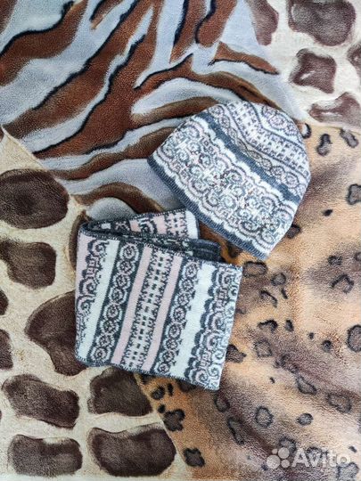 Комплект шапка, шарф