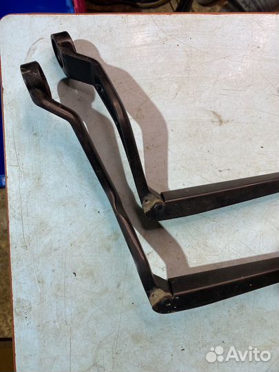 Поводоки дворников на Nissan Almera N16