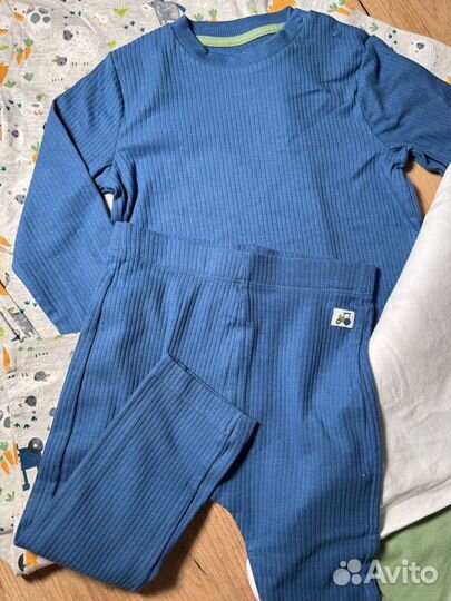 Новый костюм Nutmeg 92 см