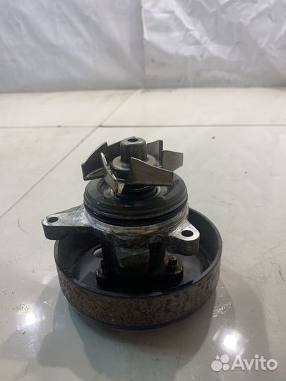 Насос водяной (помпа) (Jaguar XF X250)