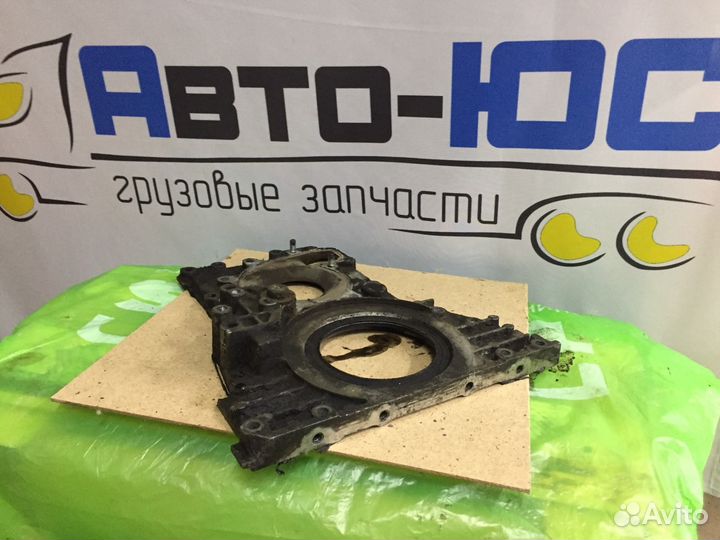 Крышка двигателя передняя Isuzu NQR71 4HG1 Исудзу