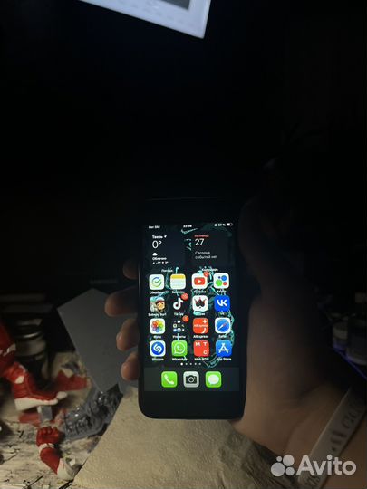 iPhone SE (2020), 128 ГБ