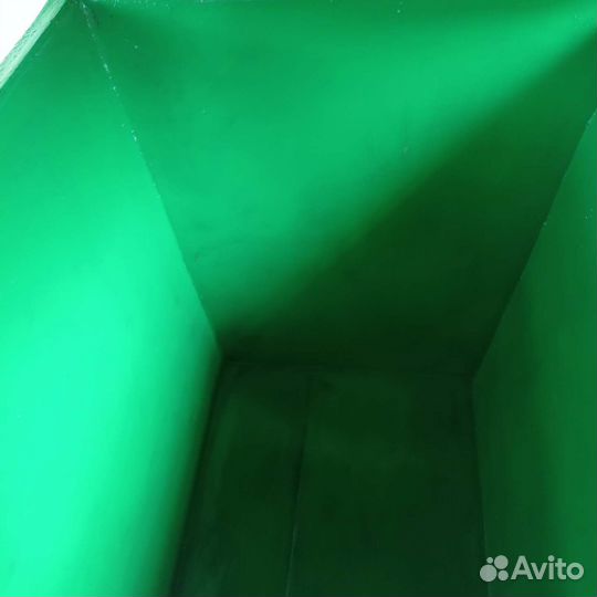 Мусорный контейнер металлический