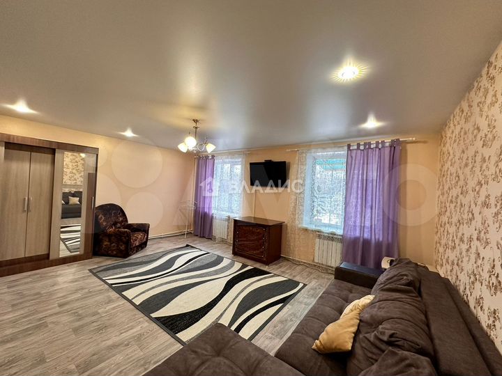 Дом 202 м² на участке 15 сот.