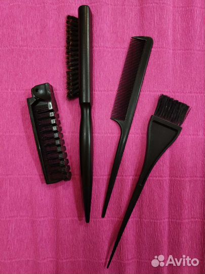 Расчёски и кисть для краски новые