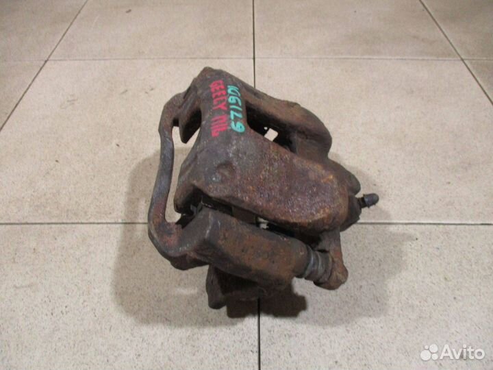 Суппорт передний левый Geely Emgrand (EC7)