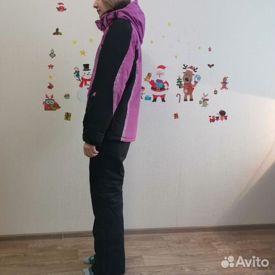 Костюм горнолыжный женский 46