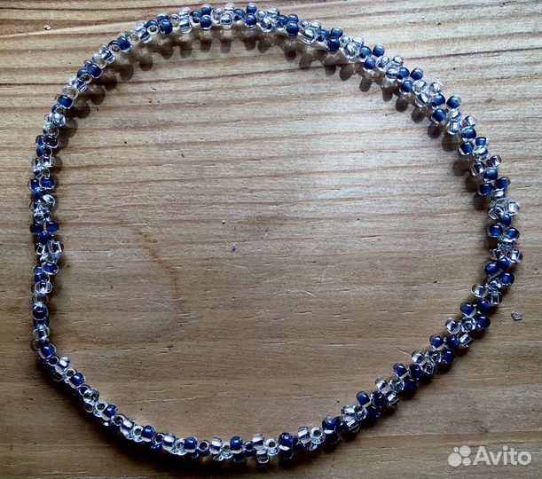 Серьги, браслеты из бисера