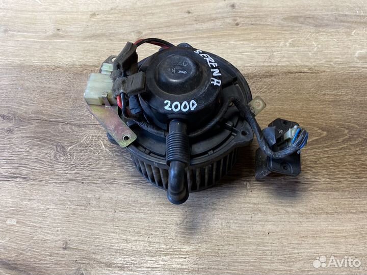 Nissan serena c23 моторчик отопителя салона