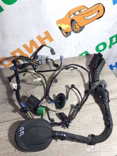 Проводка (коса) двери передней правой Land Rover