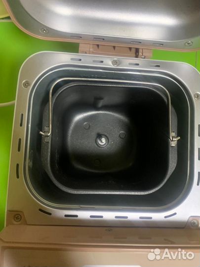 Продам хлебопечку