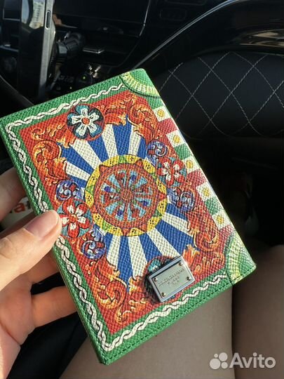 Dolce gabbana оригинал