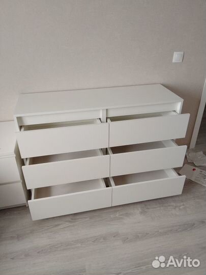 Комод белый большой
