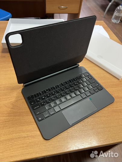 Чехол клавиатура iPad air 4/5 Apple magic keyboard