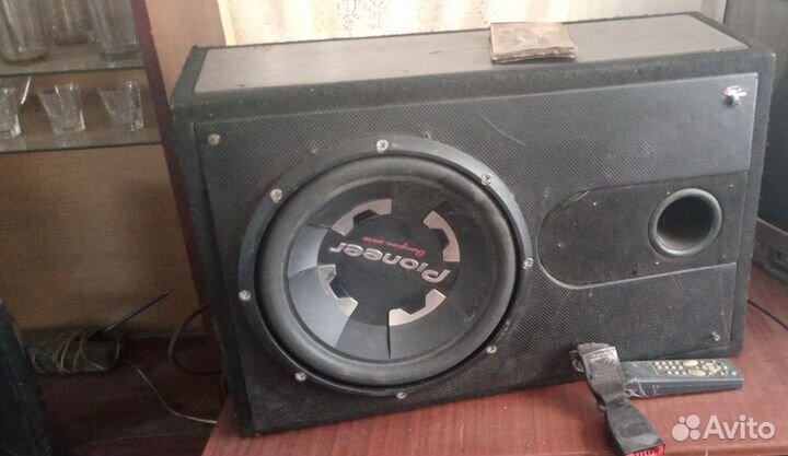 Сабвуфер и усилитель бу
