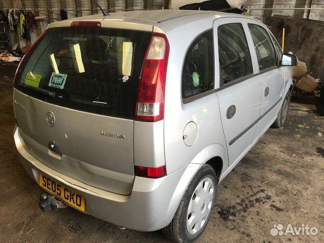 Разбор на запчасти Opel Meriva