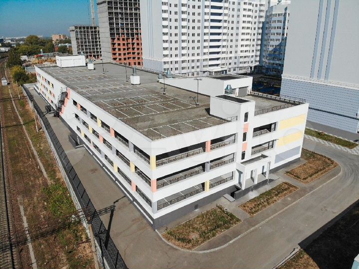 Машиноместо, 16 м²
