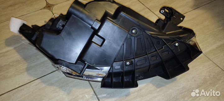 Фара левая citroen c4 picasso