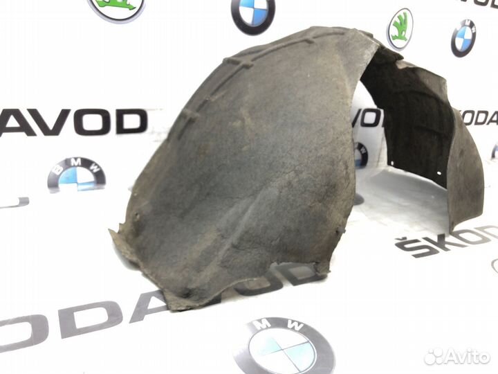 Подкрылок передний левый Skoda Octavia Rs A5 (1Z)
