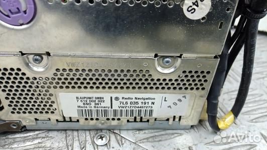 Магнитола volkswagen touareg 7L (8NS03I401)