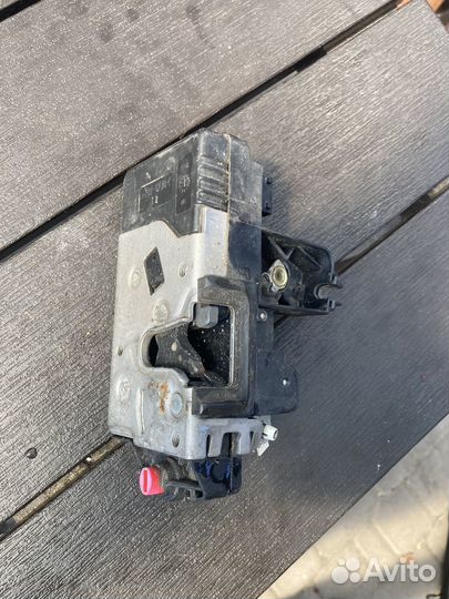 Замок задней левой двери opel meriva a