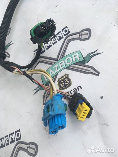 Фишки резистора радиатора, вентилятора Peugeot 308