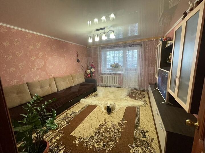 3-к. квартира, 65 м², 1/2 эт.