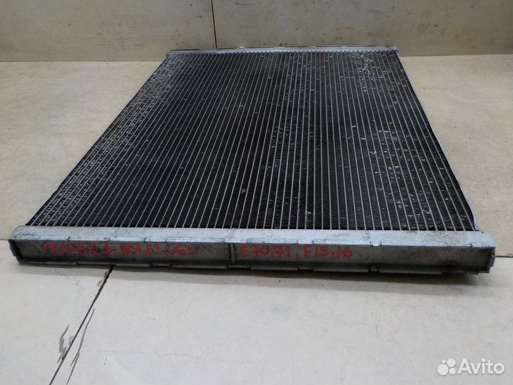 Радиатор дополнительный BMW е70,е71,F15,F16