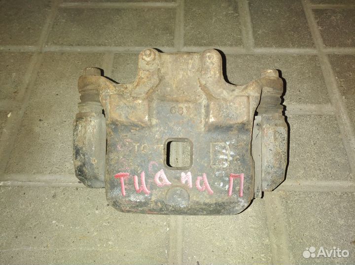 Суппорта тормозные передние Nissan Teana J31