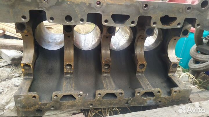 Блок двигатель cummins 2 8