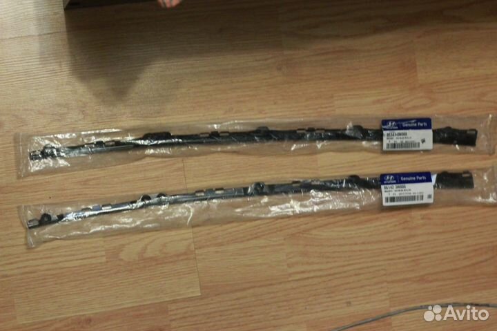 Молдинг лобового стекла для Hyundai Equus