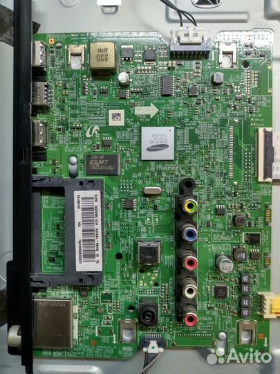 Телевизор Samsung UE32M5000AK на запчасти