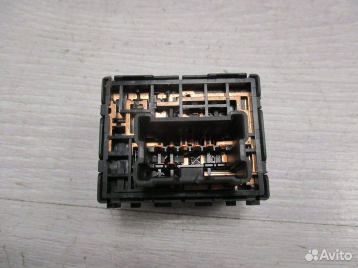 Кнопка управления зеркалами Nissan Navara 2.5 2006