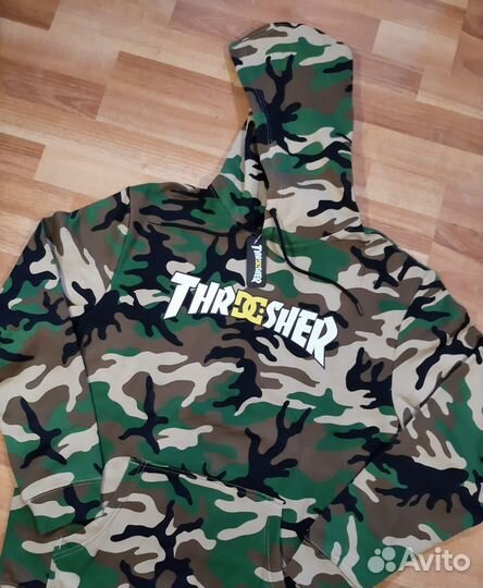 Худи Thrasher x DC Shoes на рухах