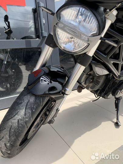 Ducati monster 696 2012