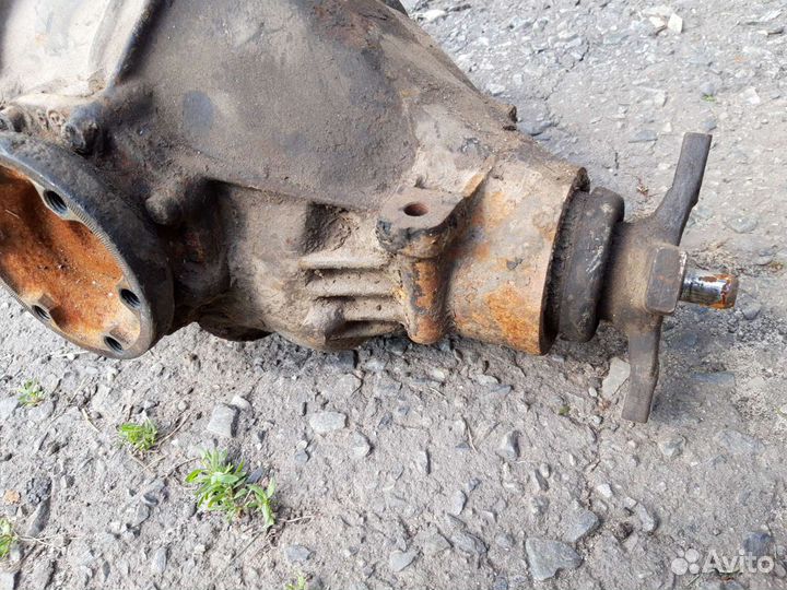 Редуктор Mercedes W140 S500 2.65