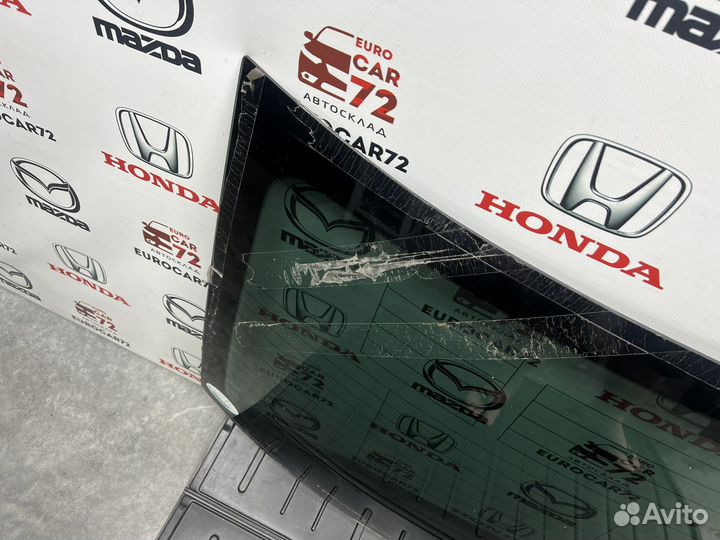 Стекло заднее Mazda 3 BL 2009-2013