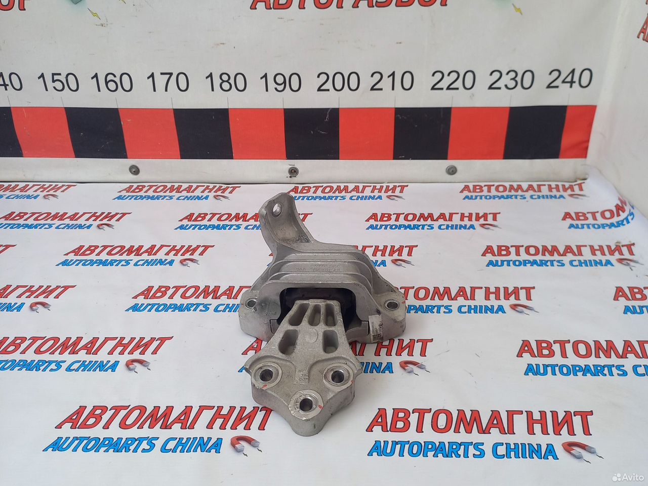 Подушка двигателя левая Чери Тигго 8 про макс 2.0