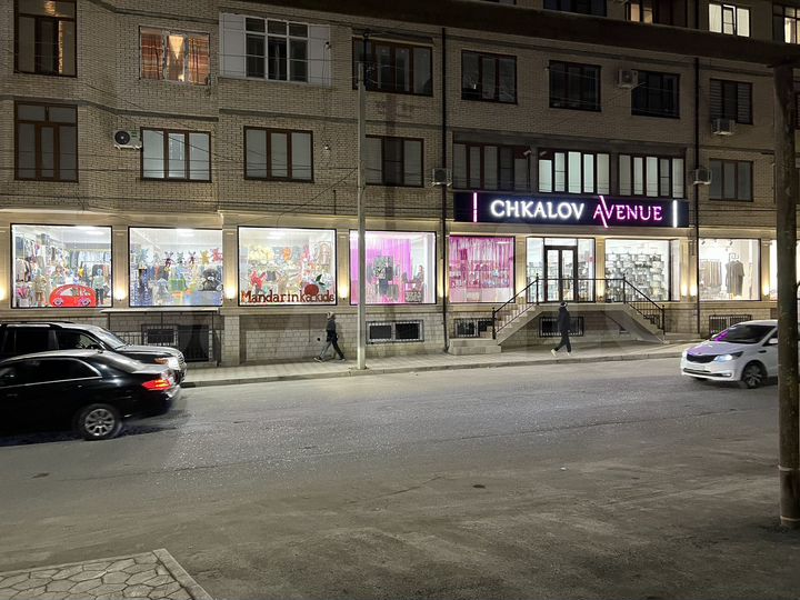 Торговая площадь, 1000 м²
