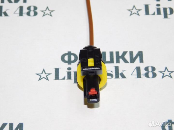 Разъем на датчик давления масла Chevrolet Opel